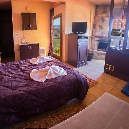 Silva Aparthotel Kryonerion